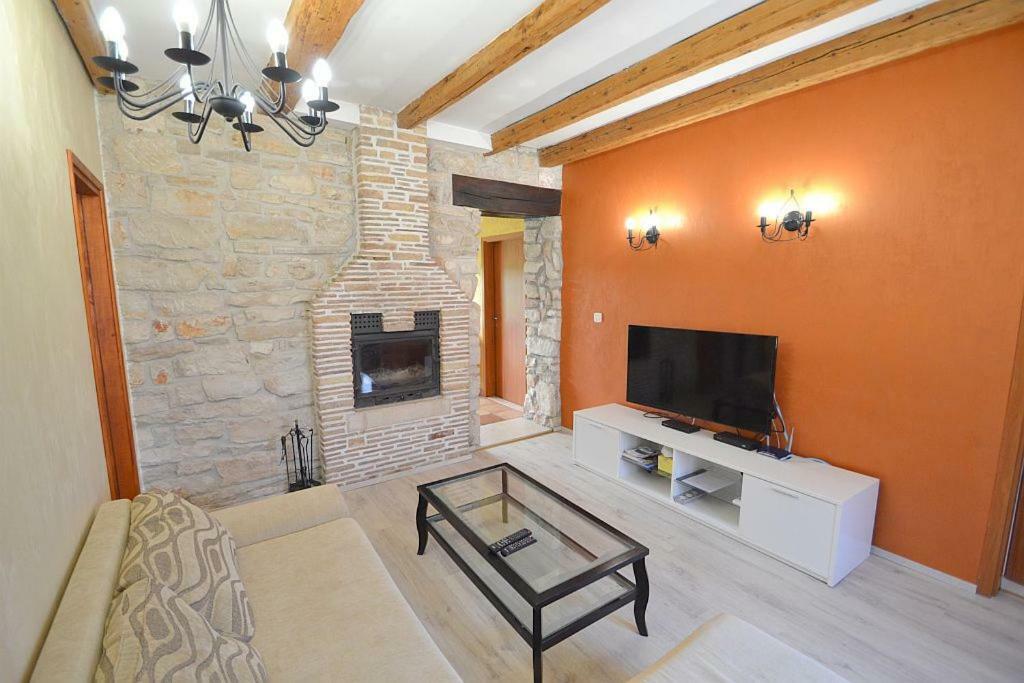 Villa Giardin Novigrad Istria Eksteriør billede